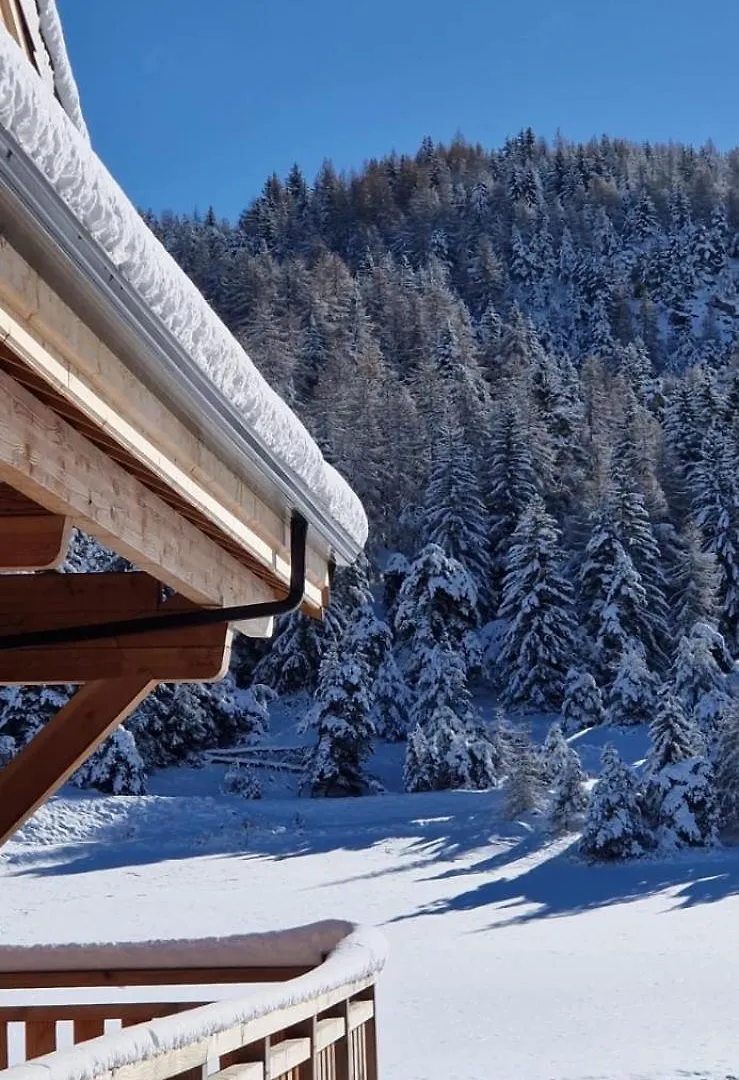 Appartement Lumineux Neuf Dans Bas De Chalet Le Douglas La Joue du Loup Apartment